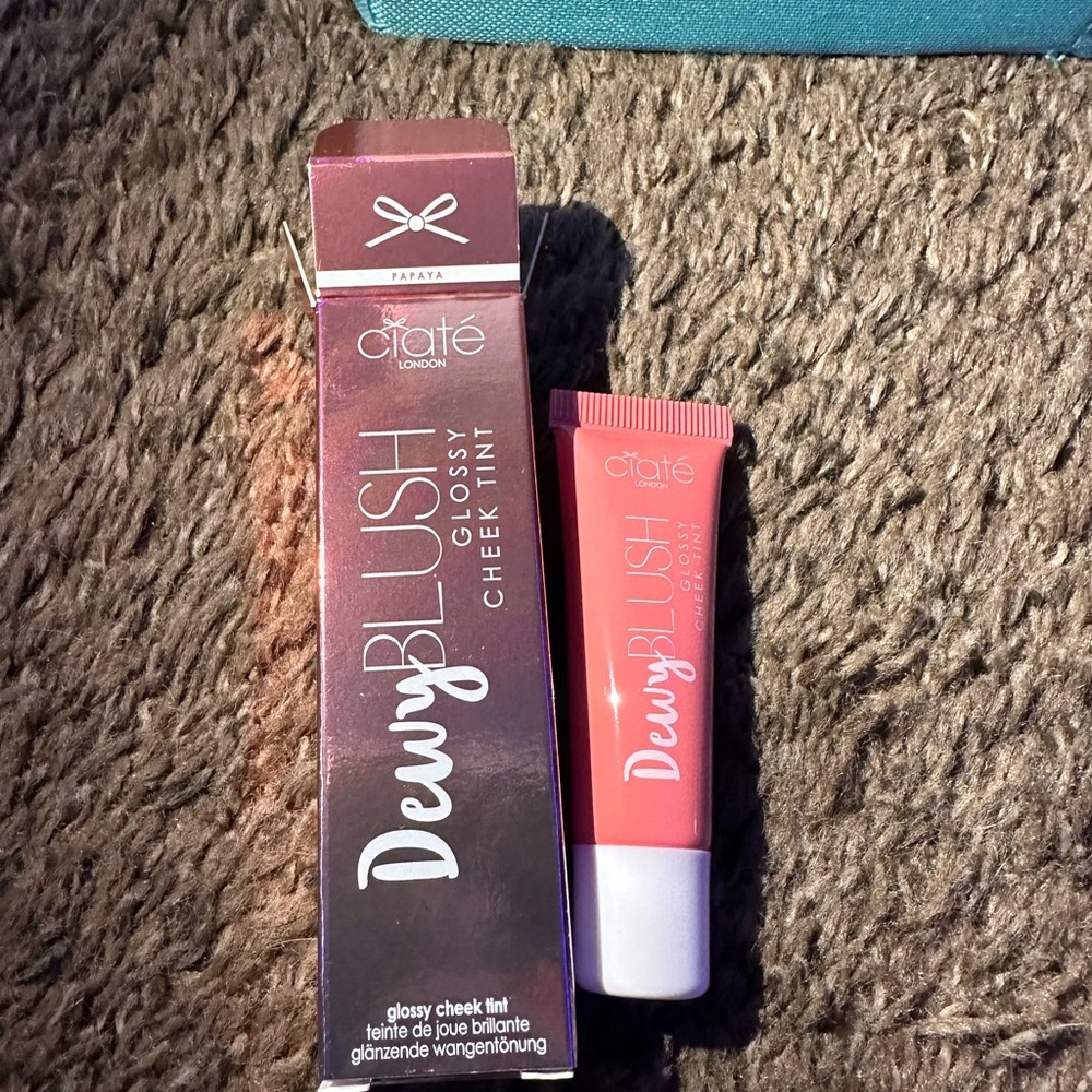 Liquid blush